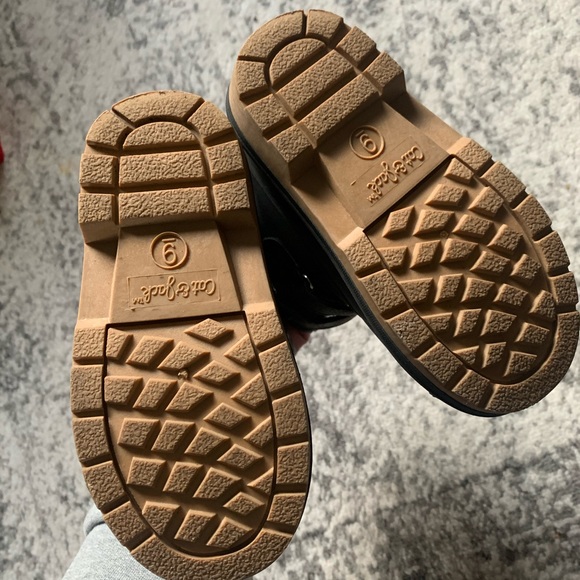 Cat & Jack snow boots size 9c toddler - Picture 4 of 4